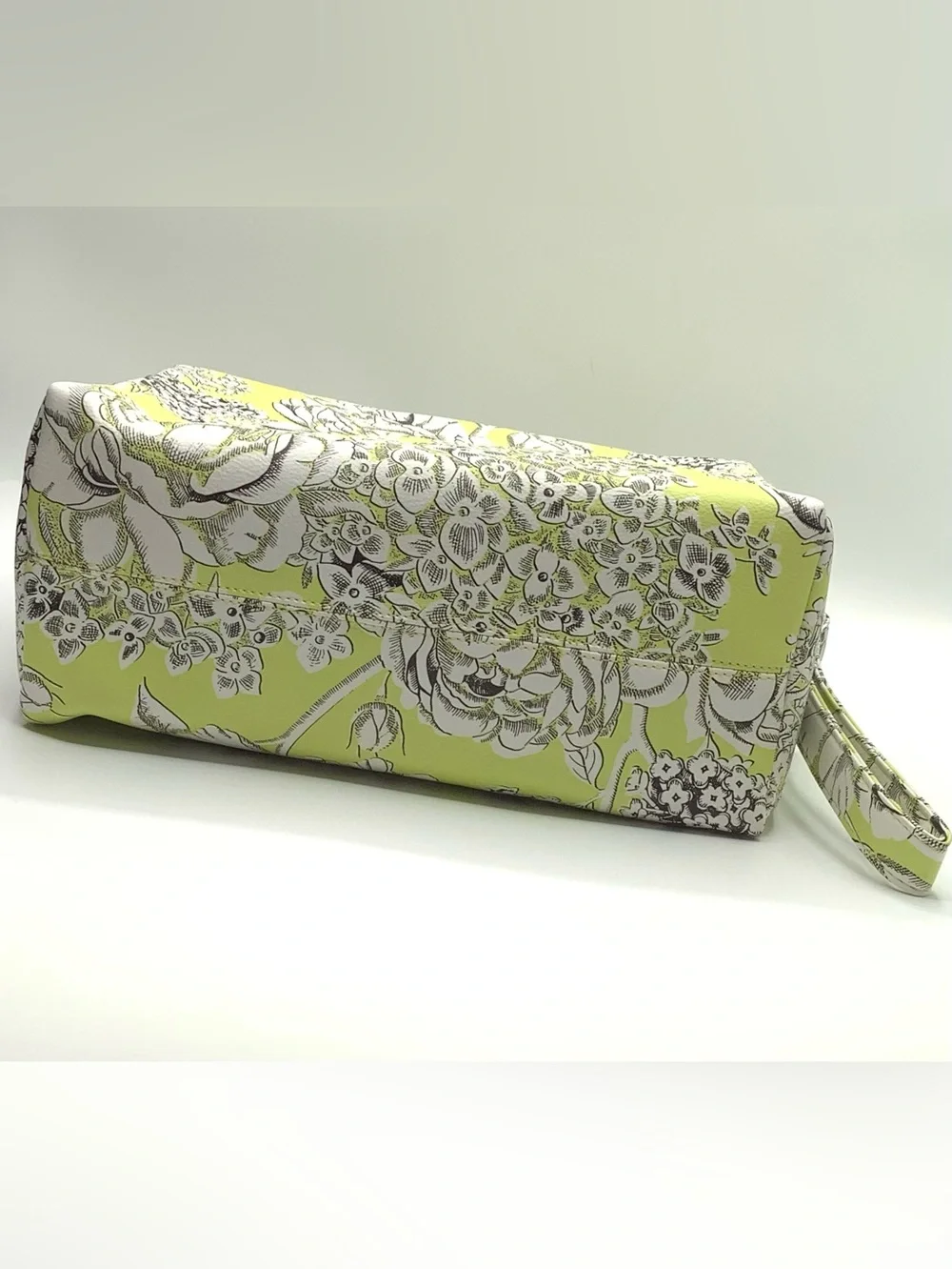 Betsey Johnson Lime Green Floral Cosmetic Bag with Wristlet Strap - NWOT